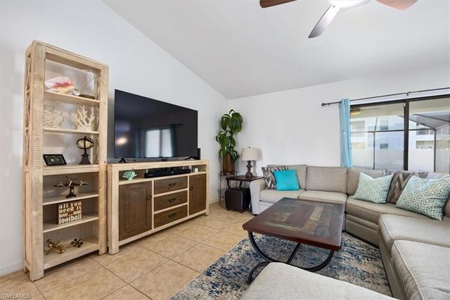 3818 SW 15th PL, Cape Coral, FL 33914