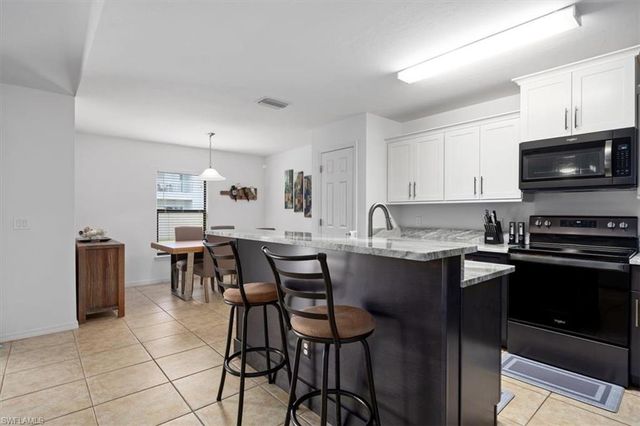 3818 SW 15th PL, Cape Coral, FL 33914