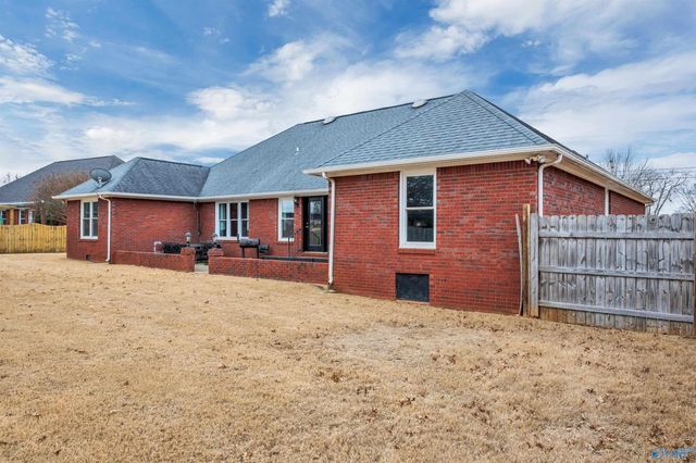 221 Darsey Court, Meridianville, AL 35759