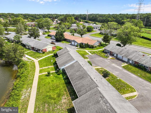355-A DORCHESTER DR, Lakewood, NJ 08701