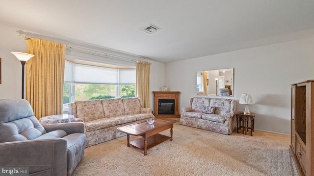 355-A DORCHESTER DR, Lakewood, NJ 08701