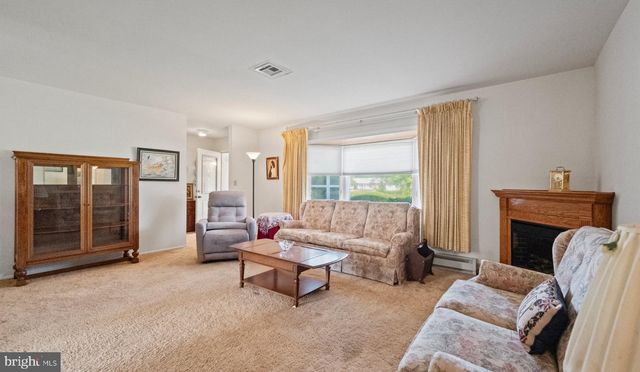 355-A DORCHESTER DR, Lakewood, NJ 08701