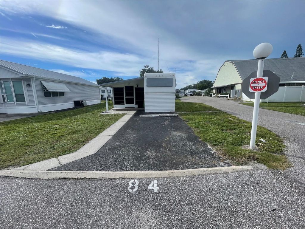 3275 26 TH AVENUE E 84, BRADENTON, FL 34208 — exterior