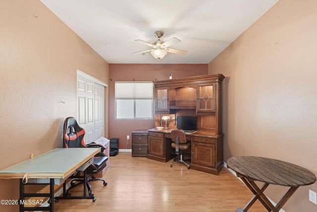553 W Calle Media Luz, Sahuarita, AZ 85629