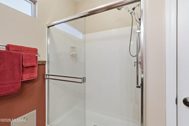 553 W Calle Media Luz, Sahuarita, AZ 85629
