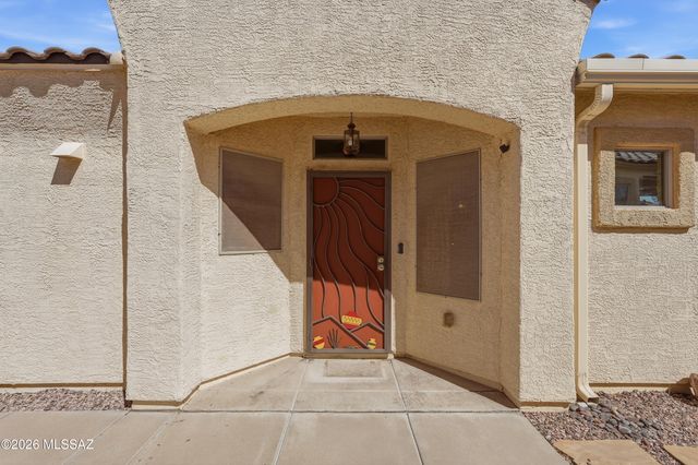 553 W Calle Media Luz, Sahuarita, AZ 85629