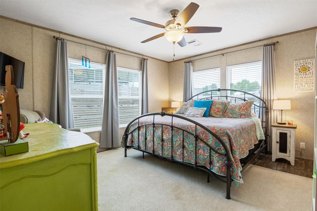 620 Lagoon Drive, Point Blank, TX 77364