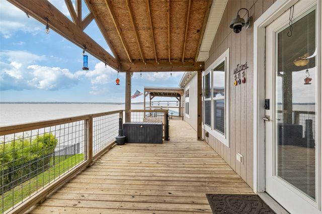 620 Lagoon Drive, Point Blank, TX 77364