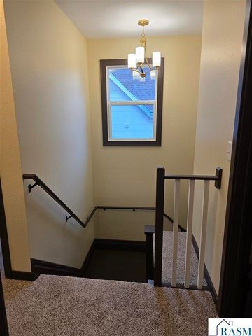 622 N 5th Street, Mankato, MN 56001