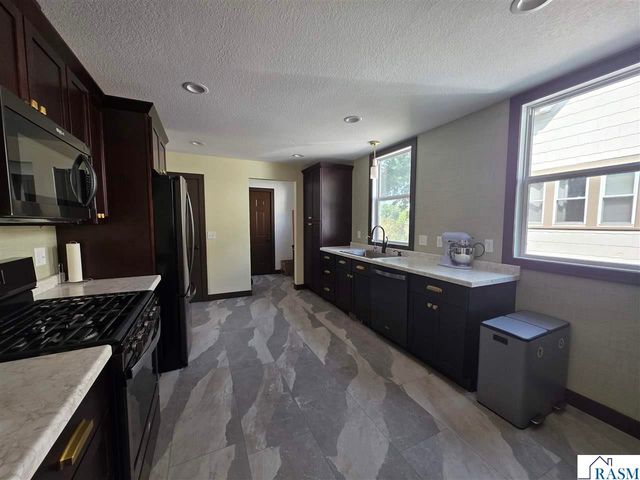 622 N 5th Street, Mankato, MN 56001