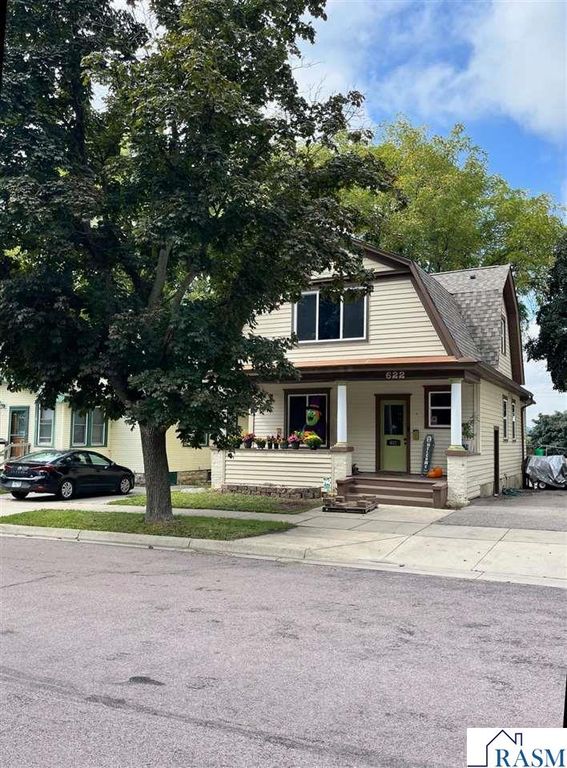622 N 5th Street, Mankato, MN 56001
