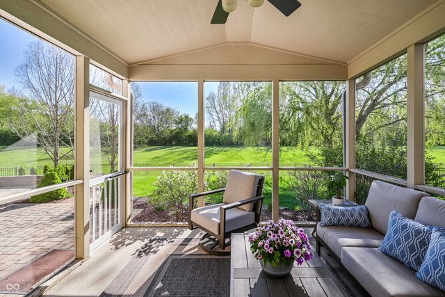 3607 Mossy Rock Drive, Zionsville, IN 46077