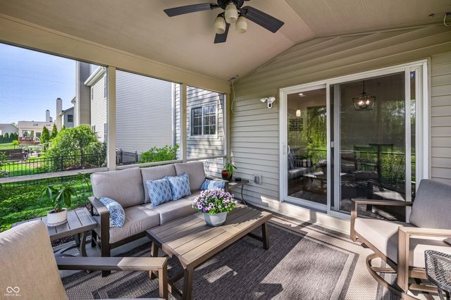 3607 Mossy Rock Drive, Zionsville, IN 46077