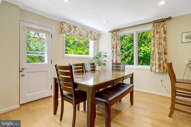 209 TYSON DR, Falls Church, VA 22046