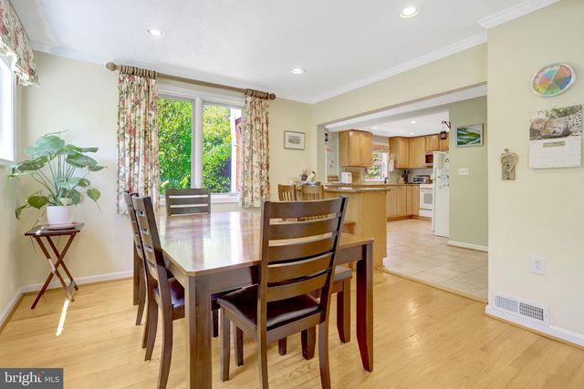209 TYSON DR, Falls Church, VA 22046