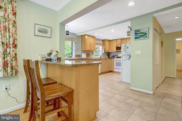 209 TYSON DR, Falls Church, VA 22046