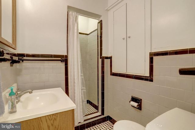 209 TYSON DR, Falls Church, VA 22046