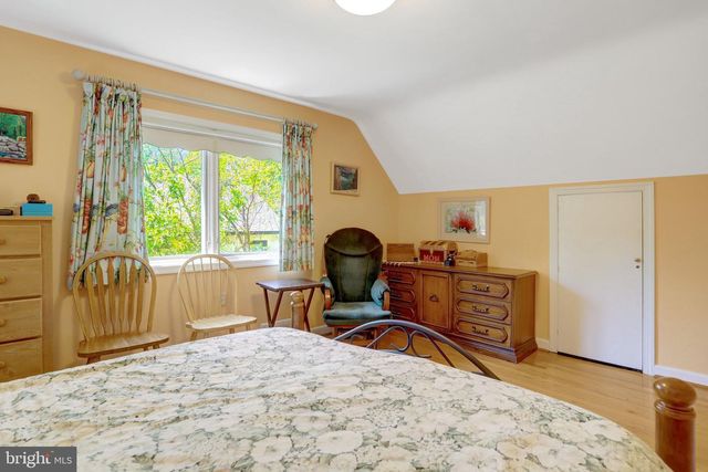 209 TYSON DR, Falls Church, VA 22046