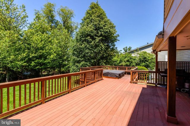 209 TYSON DR, Falls Church, VA 22046