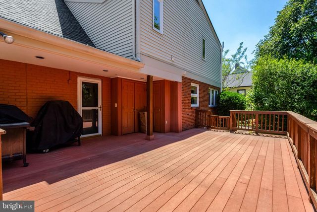 209 TYSON DR, Falls Church, VA 22046