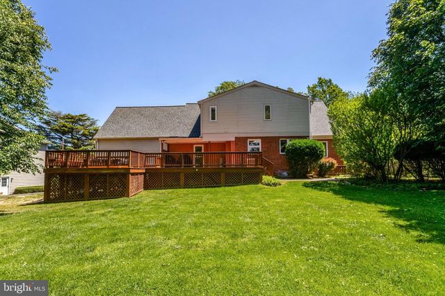 209 TYSON DR, Falls Church, VA 22046