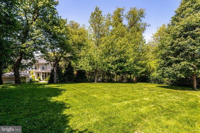 209 TYSON DR, Falls Church, VA 22046