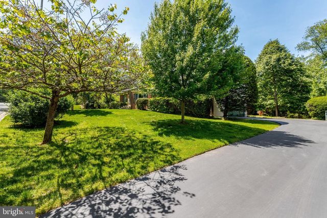 209 TYSON DR, Falls Church, VA 22046