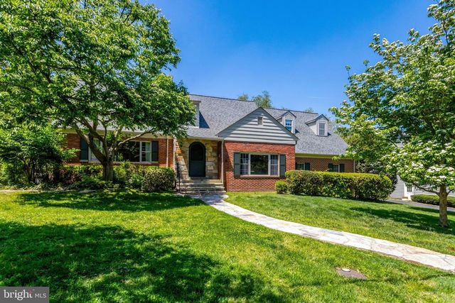 209 TYSON DR, Falls Church, VA 22046