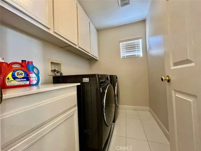 21 New Jersey, Irvine, CA 92606