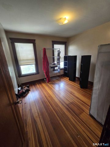 21 Scott Street, Hamden, CT 06514