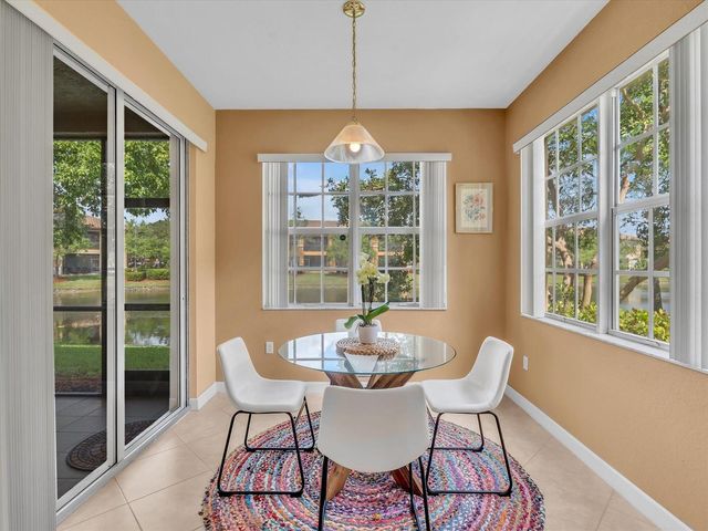 8025 NW 127th Lane 4-c, Parkland, FL 33076