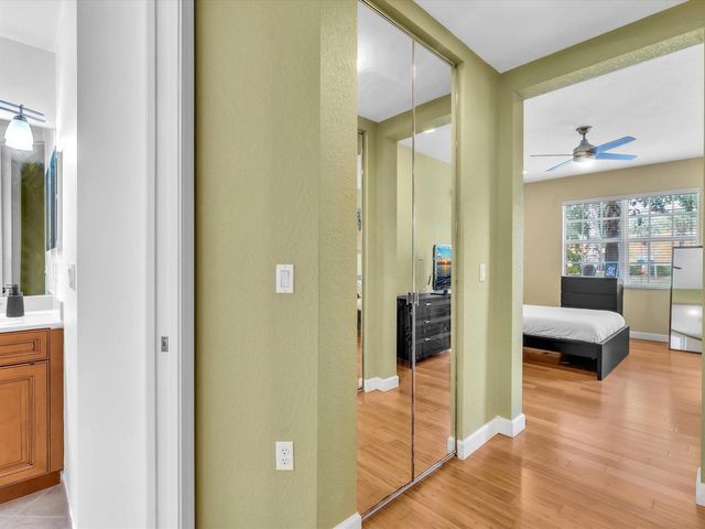 8025 NW 127th Lane 4-c, Parkland, FL 33076