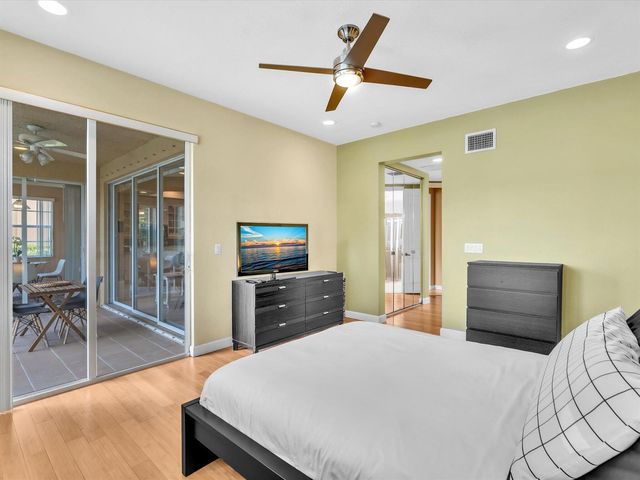 8025 NW 127th Lane 4-c, Parkland, FL 33076