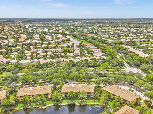 8025 NW 127th Lane 4-c, Parkland, FL 33076