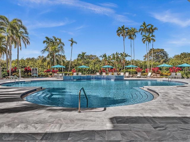 8025 NW 127th Lane 4-c, Parkland, FL 33076