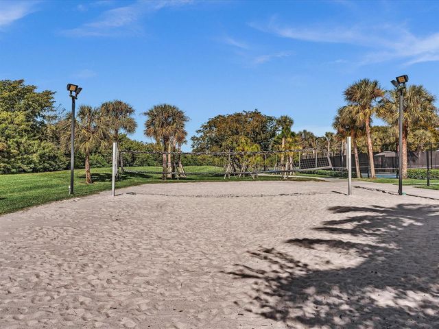 8025 NW 127th Lane 4-c, Parkland, FL 33076