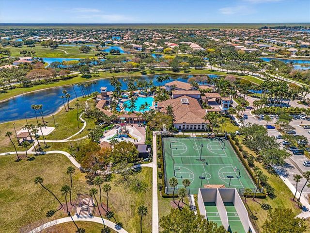 8025 NW 127th Lane 4-c, Parkland, FL 33076