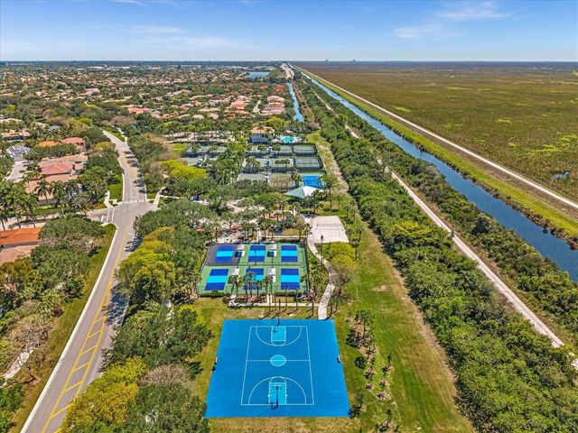 8025 NW 127th Lane 4-c, Parkland, FL 33076