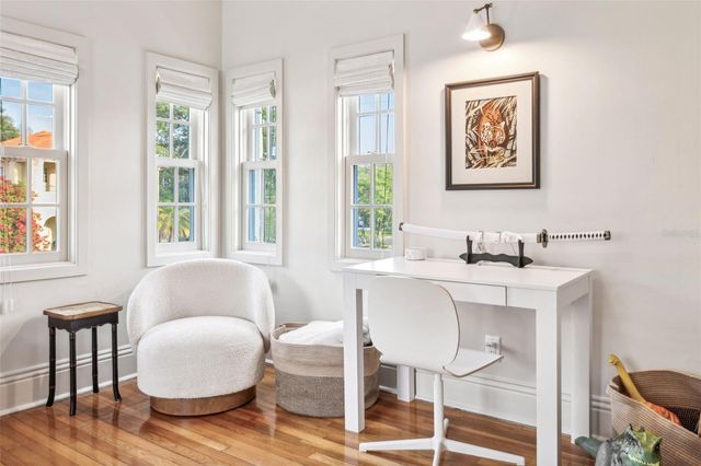 54 AEGEAN AVENUE, Tampa, FL 33606