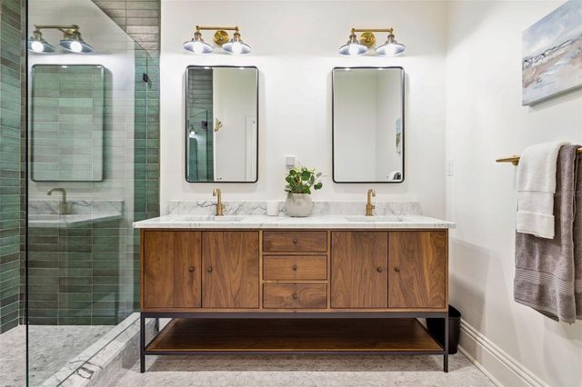 54 AEGEAN AVENUE, Tampa, FL 33606