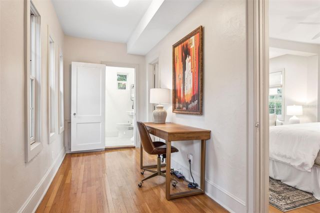 54 AEGEAN AVENUE, Tampa, FL 33606