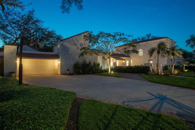 54 AEGEAN AVENUE, Tampa, FL 33606