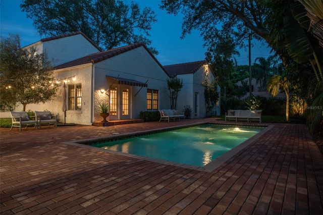 54 AEGEAN AVENUE, Tampa, FL 33606