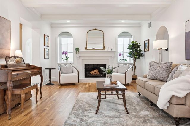 54 AEGEAN AVENUE, Tampa, FL 33606