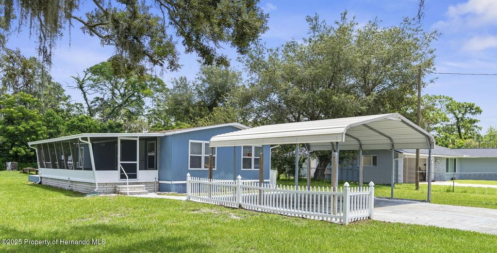 9725 Dick Street, Hudson, FL 34669