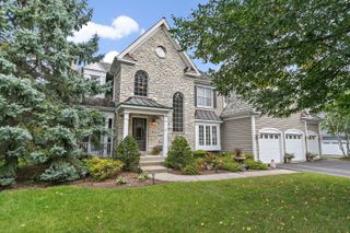 406 Catkins Way, Cary, IL 60013