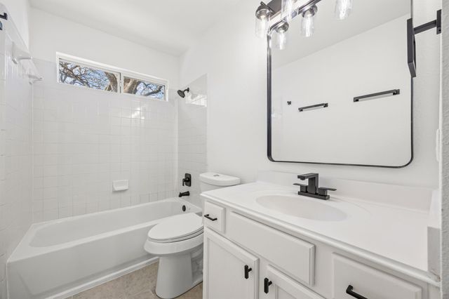 117 High Point BLVD, Cedar Creek, TX 78612