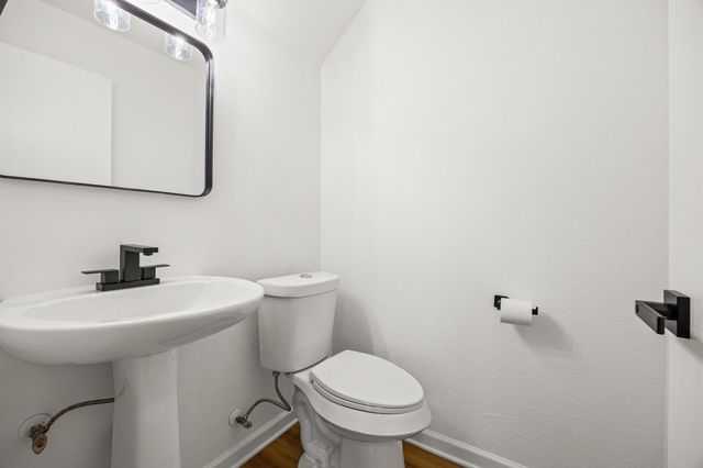 117 High Point BLVD, Cedar Creek, TX 78612