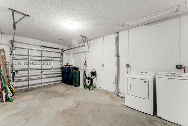 3807 Alcantara Ave A-77, Doral, FL 33178