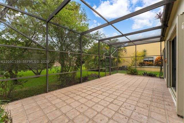3807 Alcantara Ave A-77, Doral, FL 33178